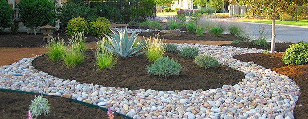 طراحی فضای سبز با استفاده از سنگ